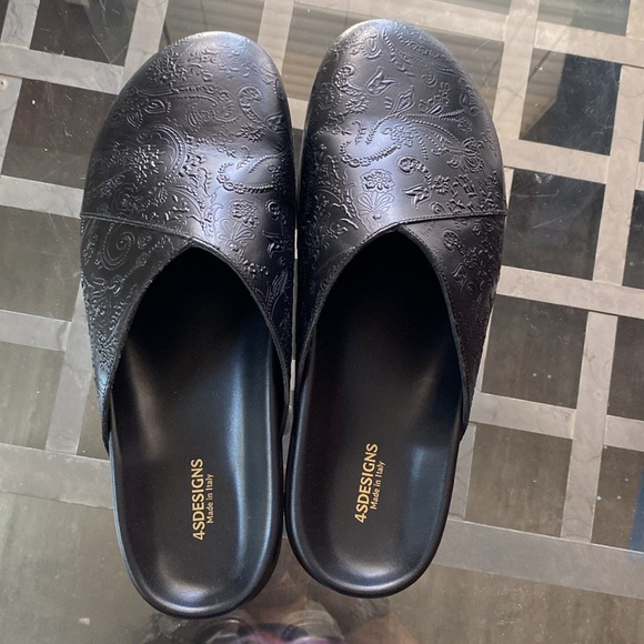 Embossed Leather Mules - Picture 2 of 4